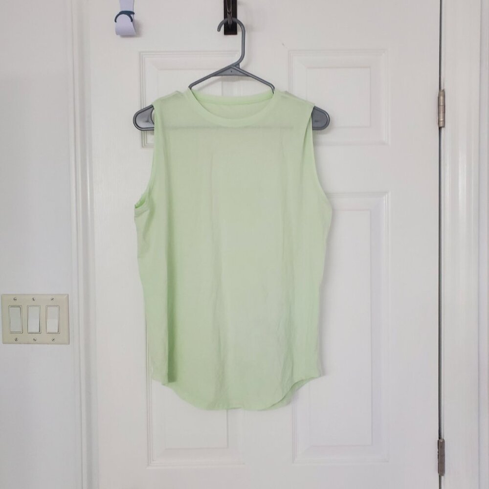 Lululemon Light Green Tank Top – Size M to L